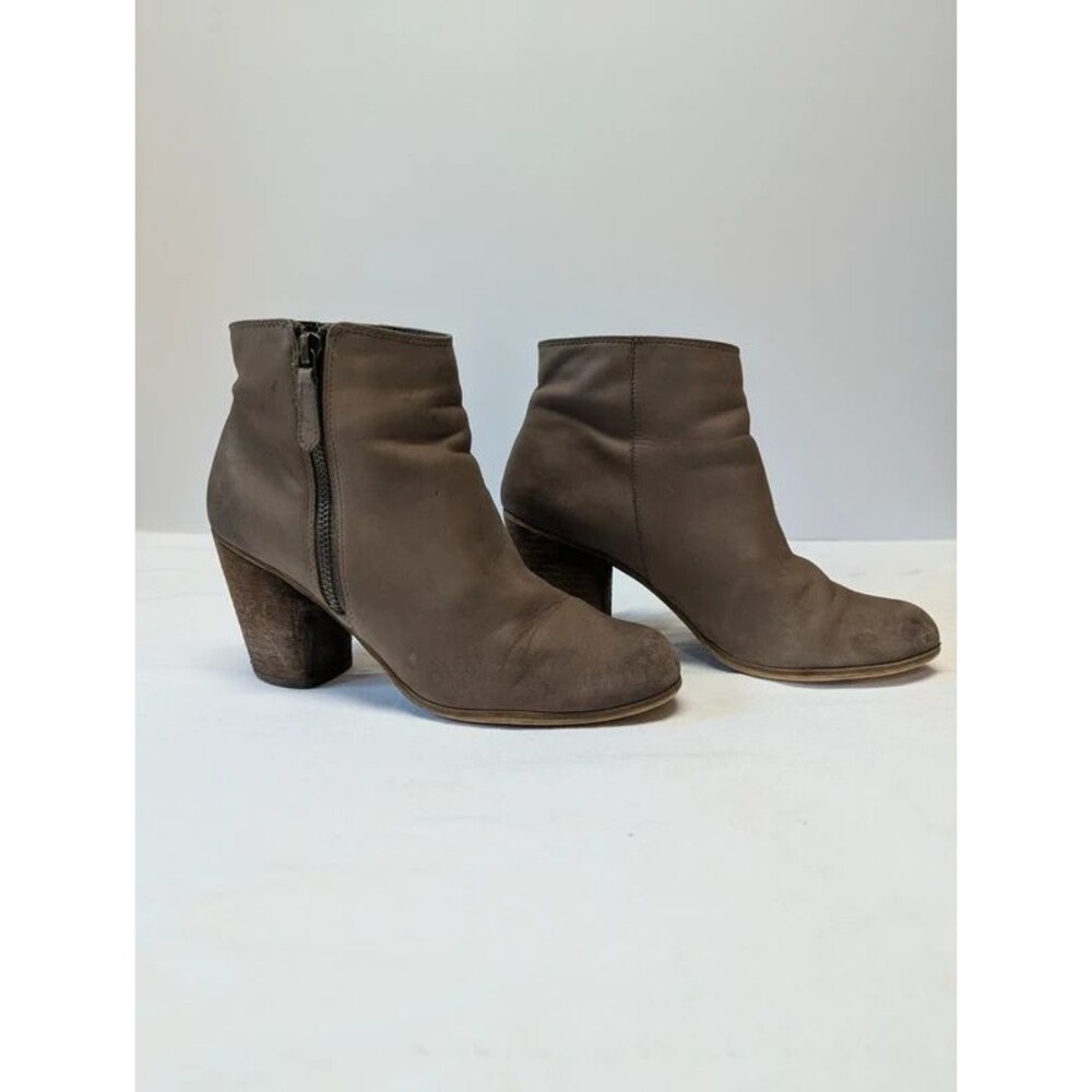 BP Real Leather Suede Brown Ankle Zip Stacked Heel Boots